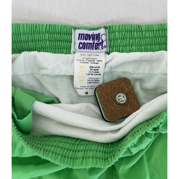 Women’s Running Athletic Shorts MOVING COMFORT Sz S Green Key pocket white liner - Picture 3 of 10